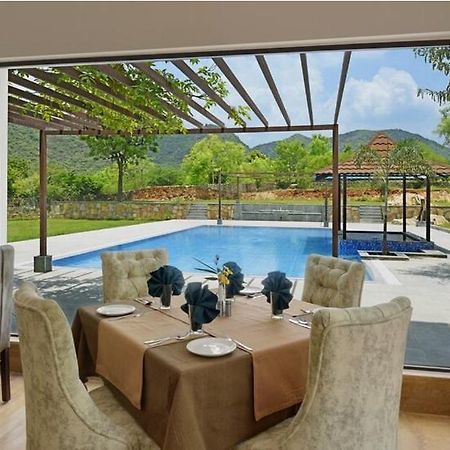 The Hunting Lodge Resort Udaipur - Villas & Pool Dabok Zewnętrze zdjęcie