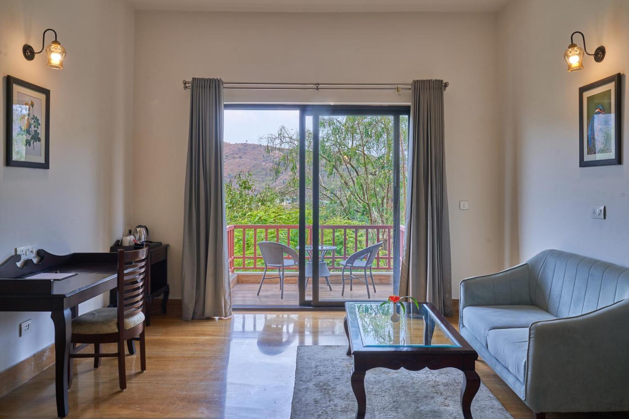 The Hunting Lodge Resort Udaipur - Villas & Pool Dabok Zewnętrze zdjęcie