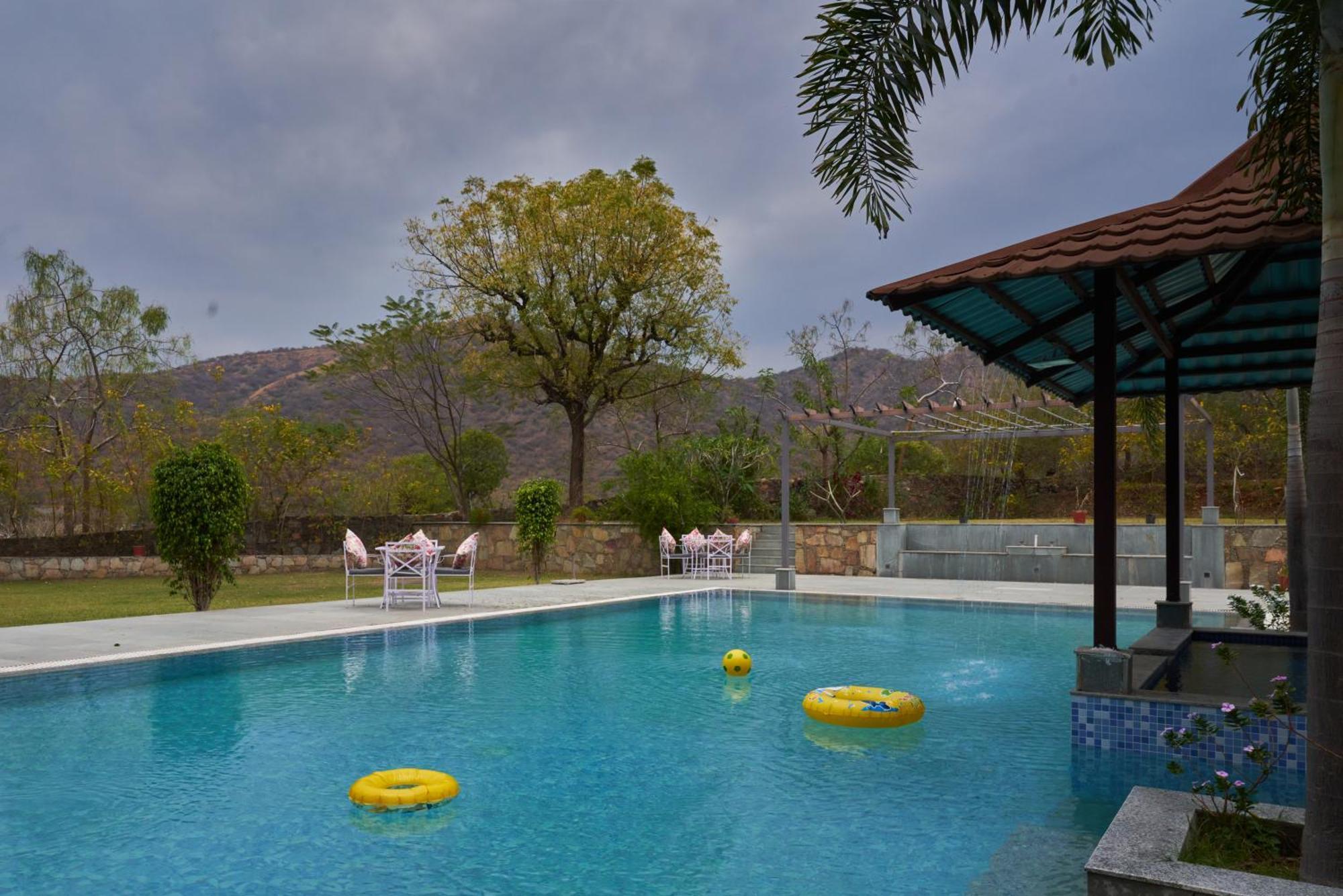 The Hunting Lodge Resort Udaipur - Villas & Pool Dabok Zewnętrze zdjęcie