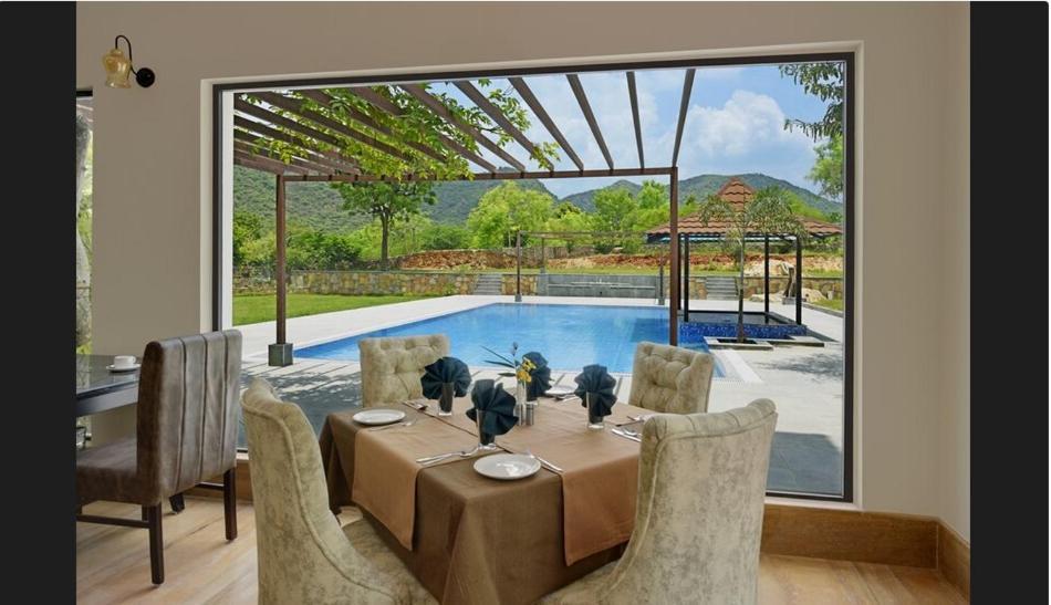 The Hunting Lodge Resort Udaipur - Villas & Pool Dabok Zewnętrze zdjęcie